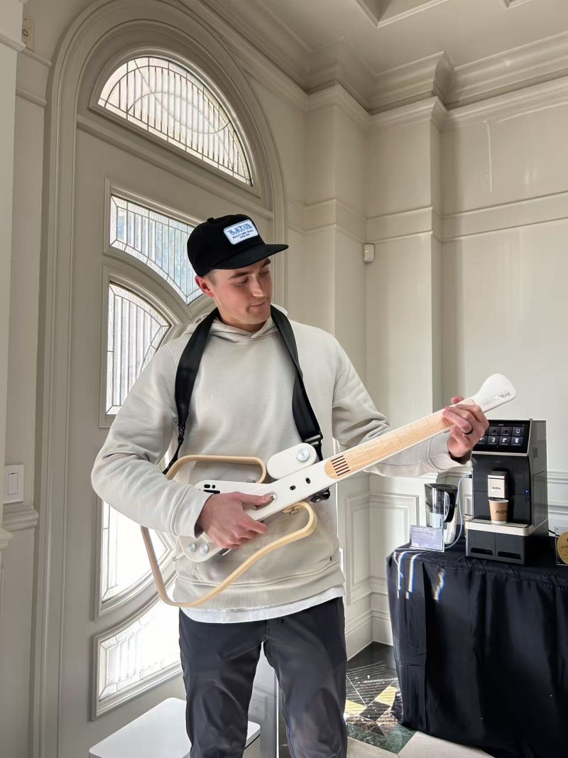 Kaiyun：MOVA TPEAK Clip Pro 在硅谷举行北美首发会开启“舒适新声活”全球征程(图5)