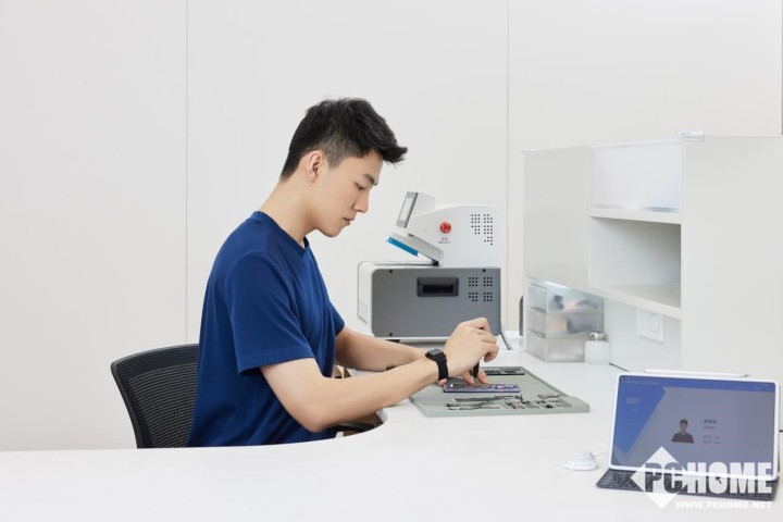 持续为消费者带来人情味服务 新一年华为服务日暖心开启(图1)